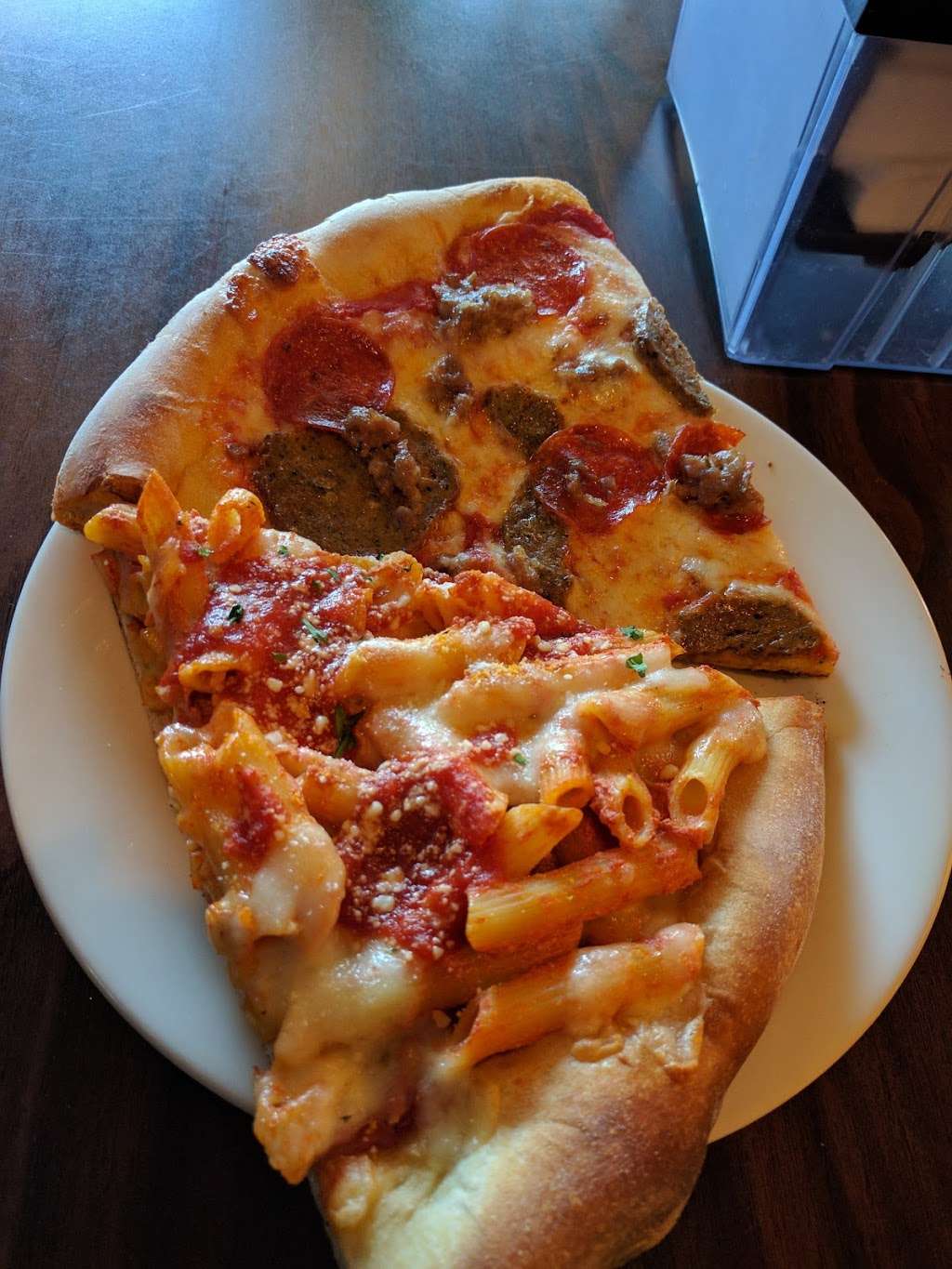 Mamas Brick Oven Pizzeria | 2421, 586 Veterans Memorial Hwy, Hauppauge, NY 11788, USA | Phone: (631) 360-4343