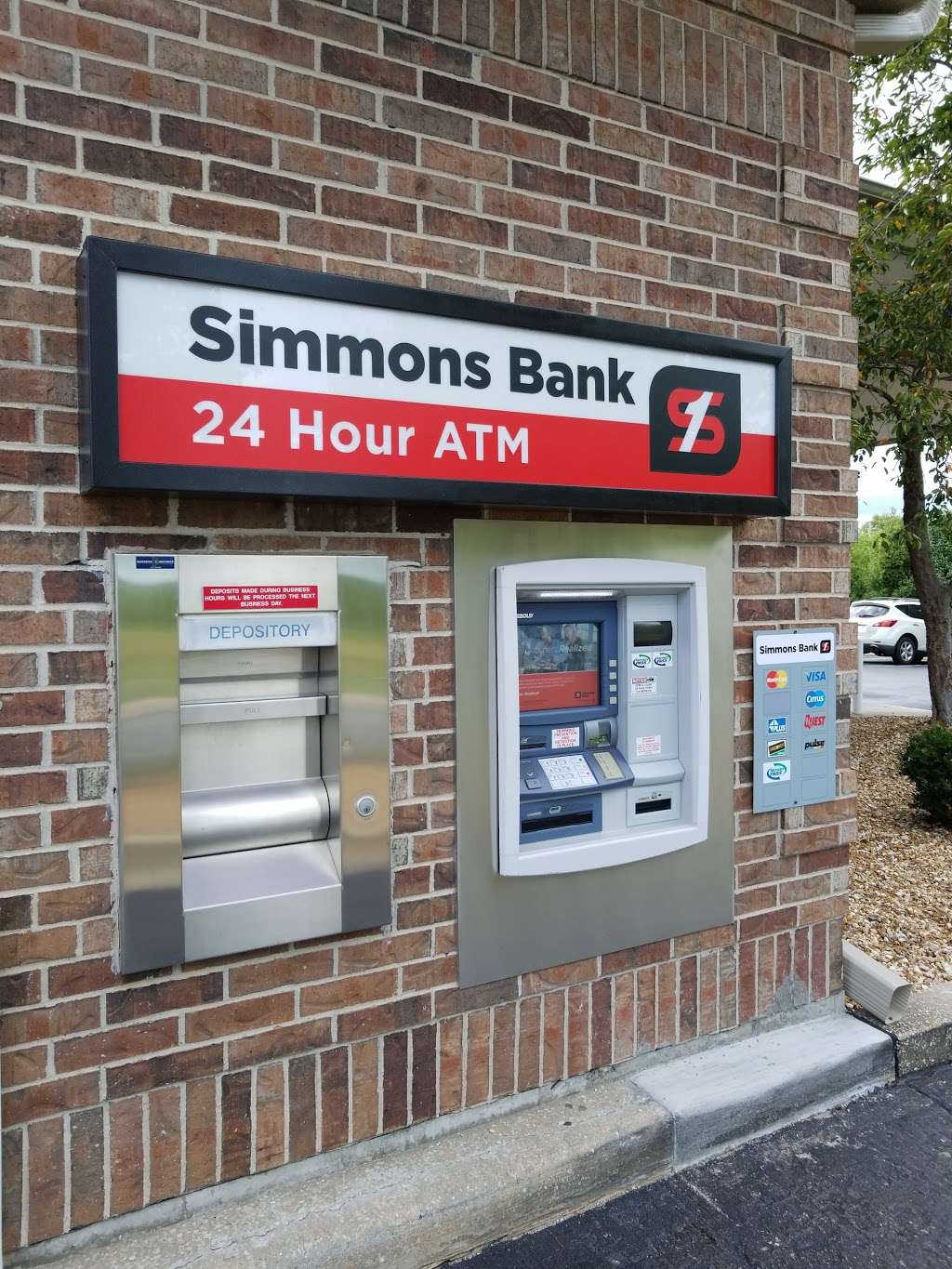 Simmons Bank ATM | 1800 SE Blue Pkwy, Lees Summit, MO 64063, USA | Phone: (816) 525-3242