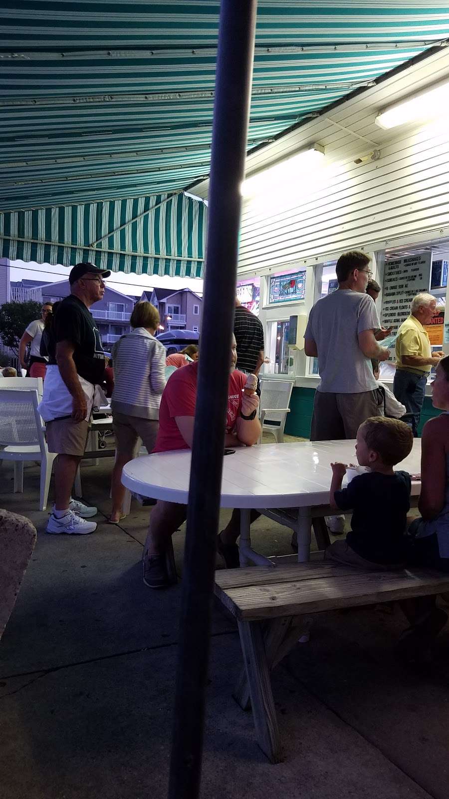 Maritas Homemade Ice Cream | 5912 Landis Ave, Sea Isle City, NJ 08243, USA | Phone: (609) 263-6800