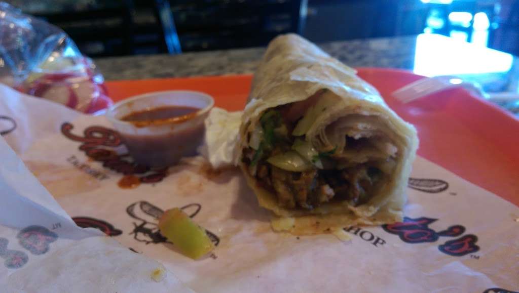 Robertos Taco Shop | 6355 N Commerce St #103, North Las Vegas, NV 89031 | Phone: (702) 385-9929