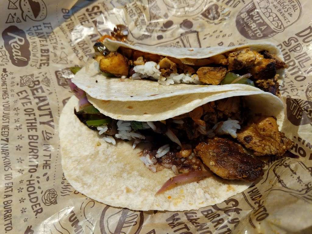 Chipotle Mexican Grill | 93 Turnpike St, North Andover, MA 01845, USA | Phone: (978) 688-1883