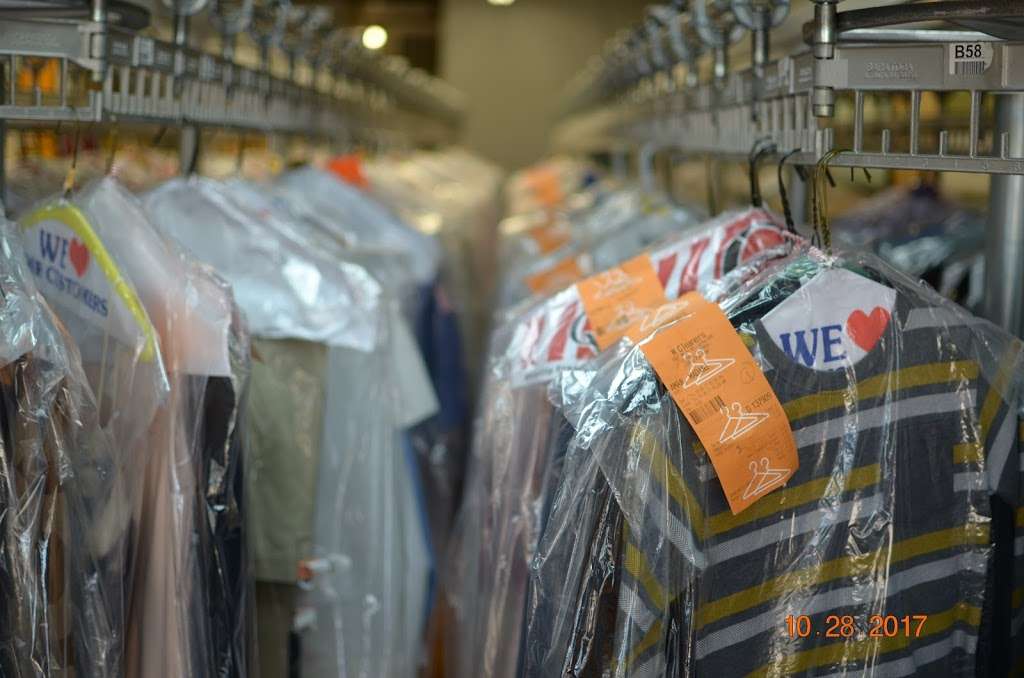 M Cleaners | Fairfield Country Shops A, 15201 Mason Rd #500, Cypress, TX 77433, USA | Phone: (281) 256-1780