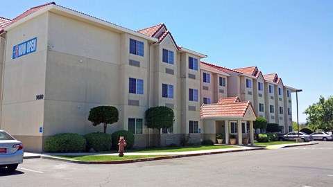 Motel 6 Dixon CA | 1480 Ary Ln, Dixon, CA 95620, USA | Phone: (707) 693-0606