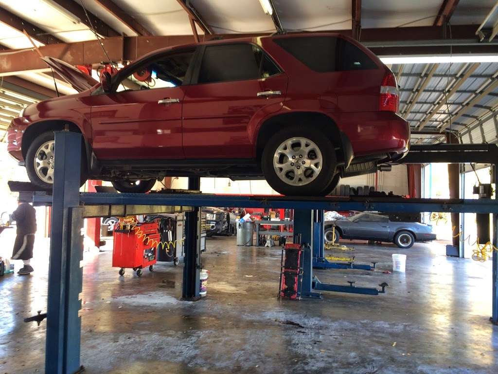 Car Fix Automotive & Tire Center | 6640 Louetta Rd, Spring, TX 77379, USA | Phone: (832) 639-8936