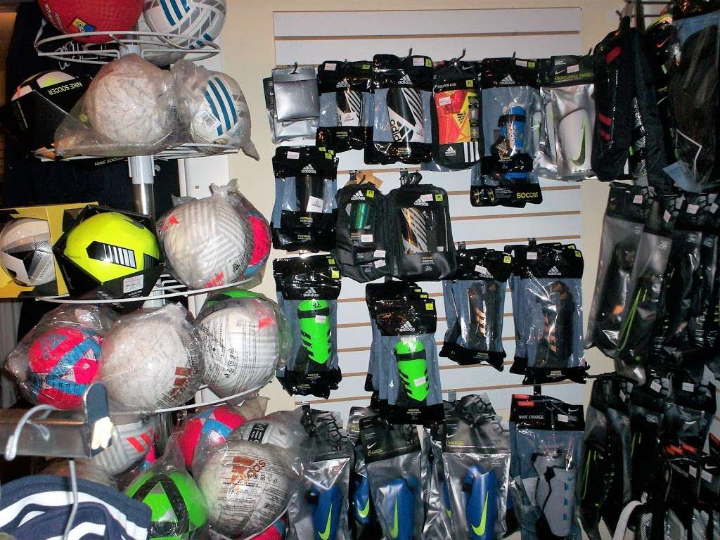 Wilton Sport Shop | 426 Danbury Rd, Wilton, CT 06897, USA | Phone: (203) 762-8631