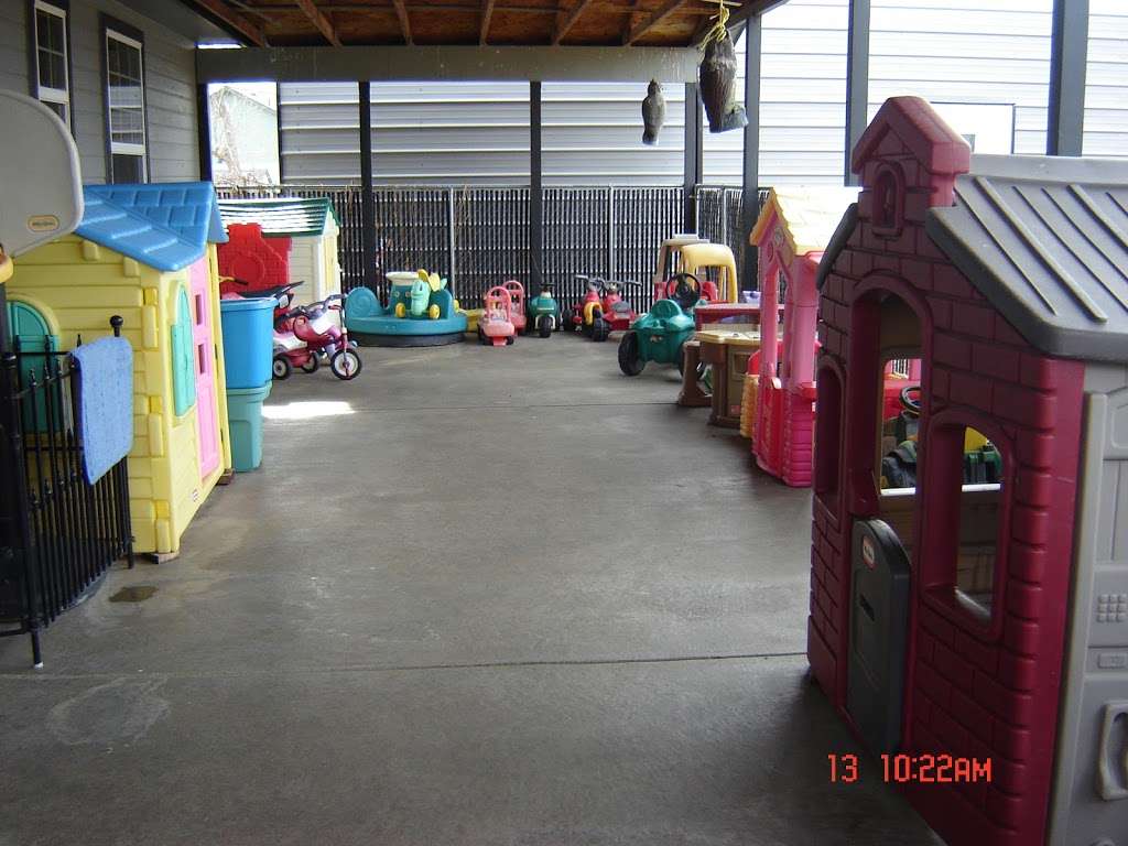 Teris Tiny-Tots Daycare | 15649 Great Rock Rd, Brighton, CO 80603, USA | Phone: (303) 659-2702