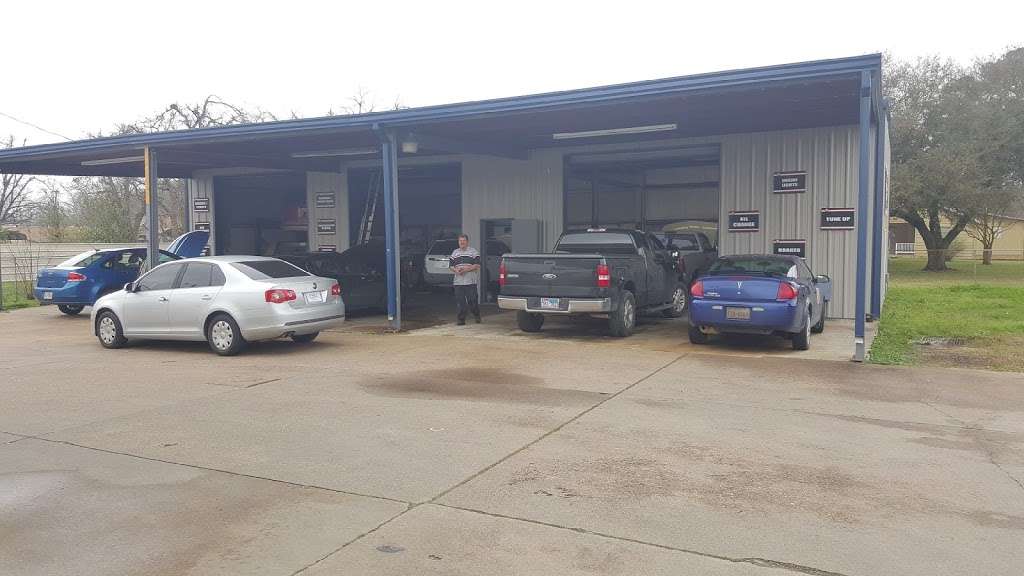 M&R Automotive Services | 224 1/2 N Main St, Highlands, TX 77562 | Phone: (281) 502-3100