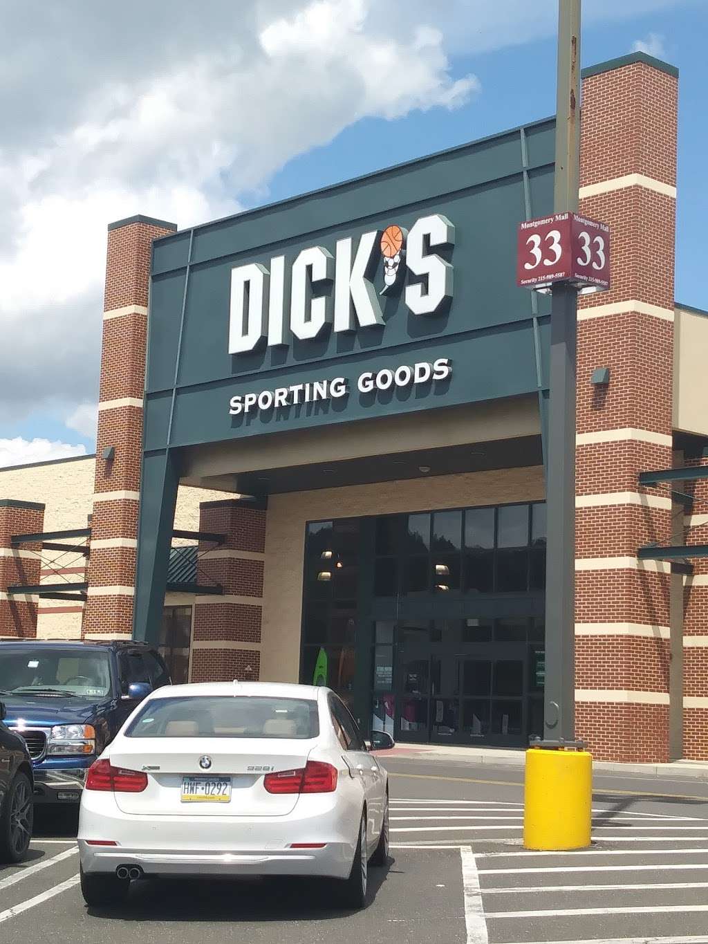 DICKS Sporting Goods | 113 Montgomery Mall, North Wales, PA 19454 | Phone: (215) 368-2186