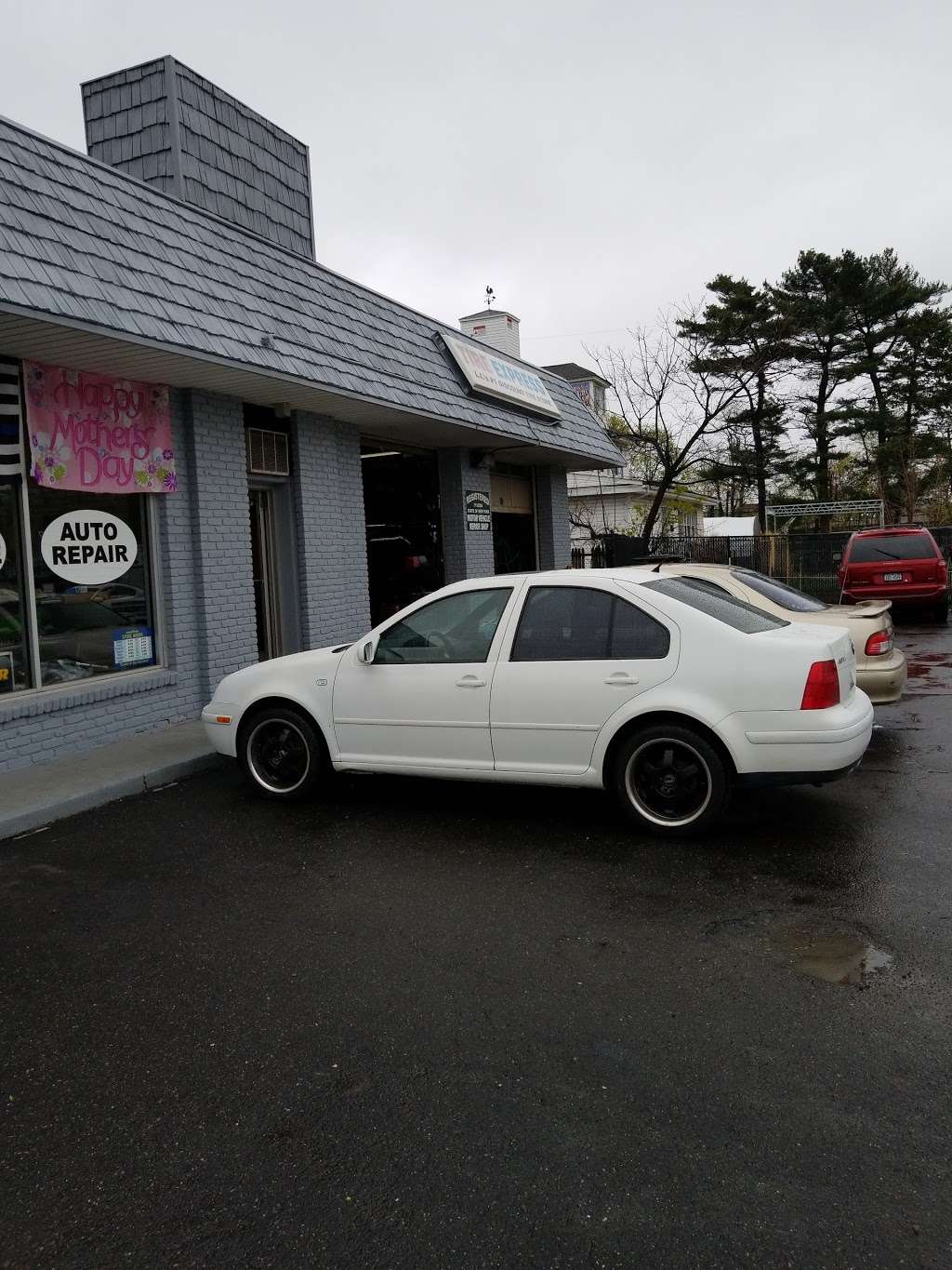 Tire Express | 165 Carleton Ave, East Islip, NY 11730, USA | Phone: (631) 859-9755 Tire Express | 165 Carleton Ave, East Islip, NY 11730, USA | Phone: (631) 859-9755