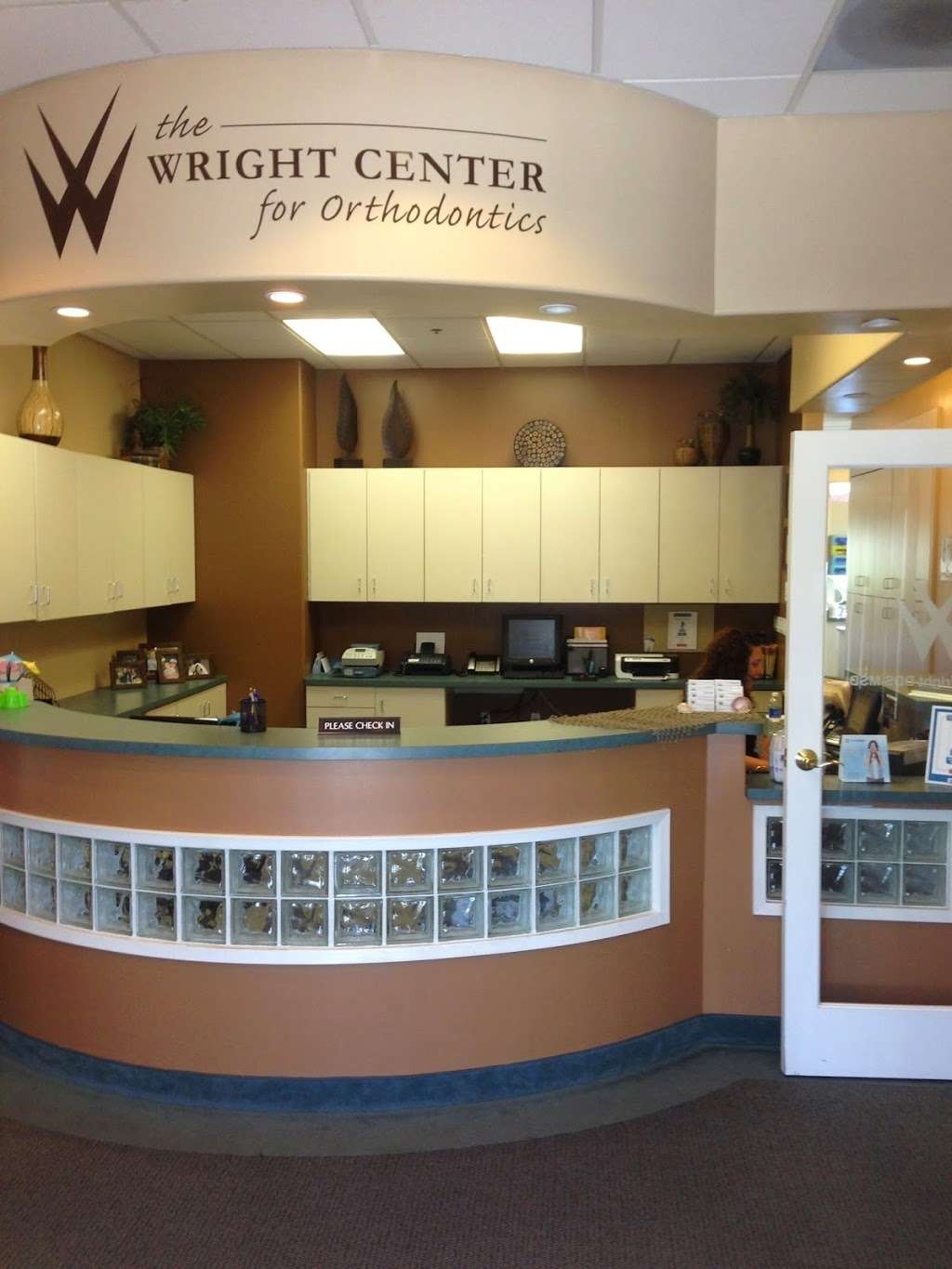 The Wright Center For Orthodontics | 4481 Las Posas Rd, Camarillo, CA 93010, USA | Phone: (805) 484-1688