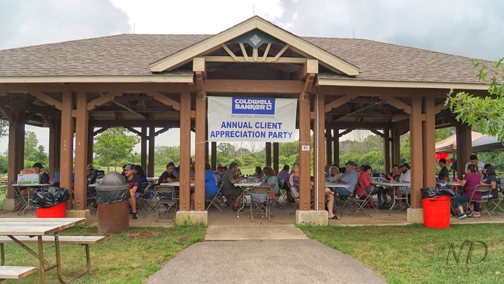 Old School Forest Preserve Shelter C | Libertyville, IL 60048