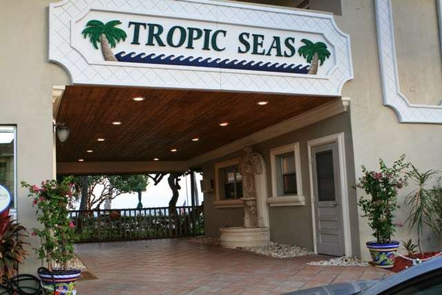 Tropic Seas Beach Front Resort Motel | 4616 El Mar Dr, Lauderdale-By-The-Sea, FL 33308 | Phone: (954) 491-3733