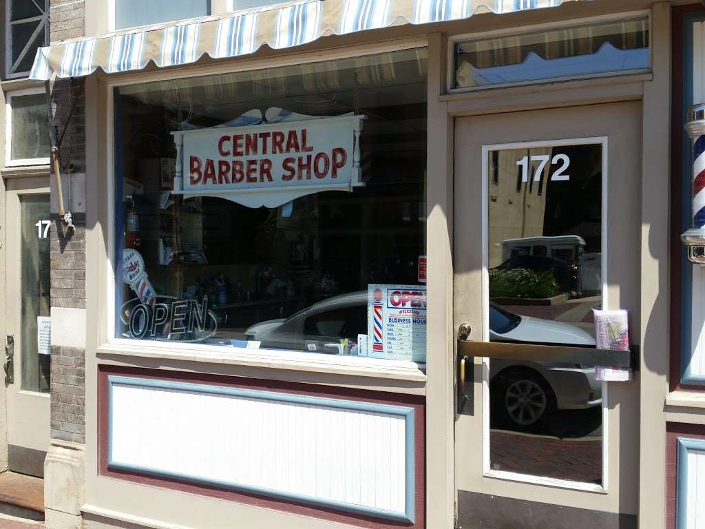 Central Barber Shop | 172 E Chicago St, Elgin, IL 60120, USA | Phone: (847) 741-2485