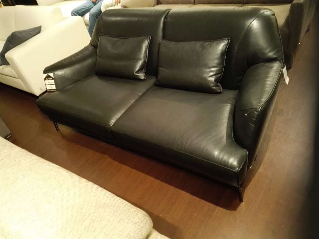 Natuzzi Italia | 550A Purley Way, Croydon CR0 4RF, UK | Phone: 020 8401 0084