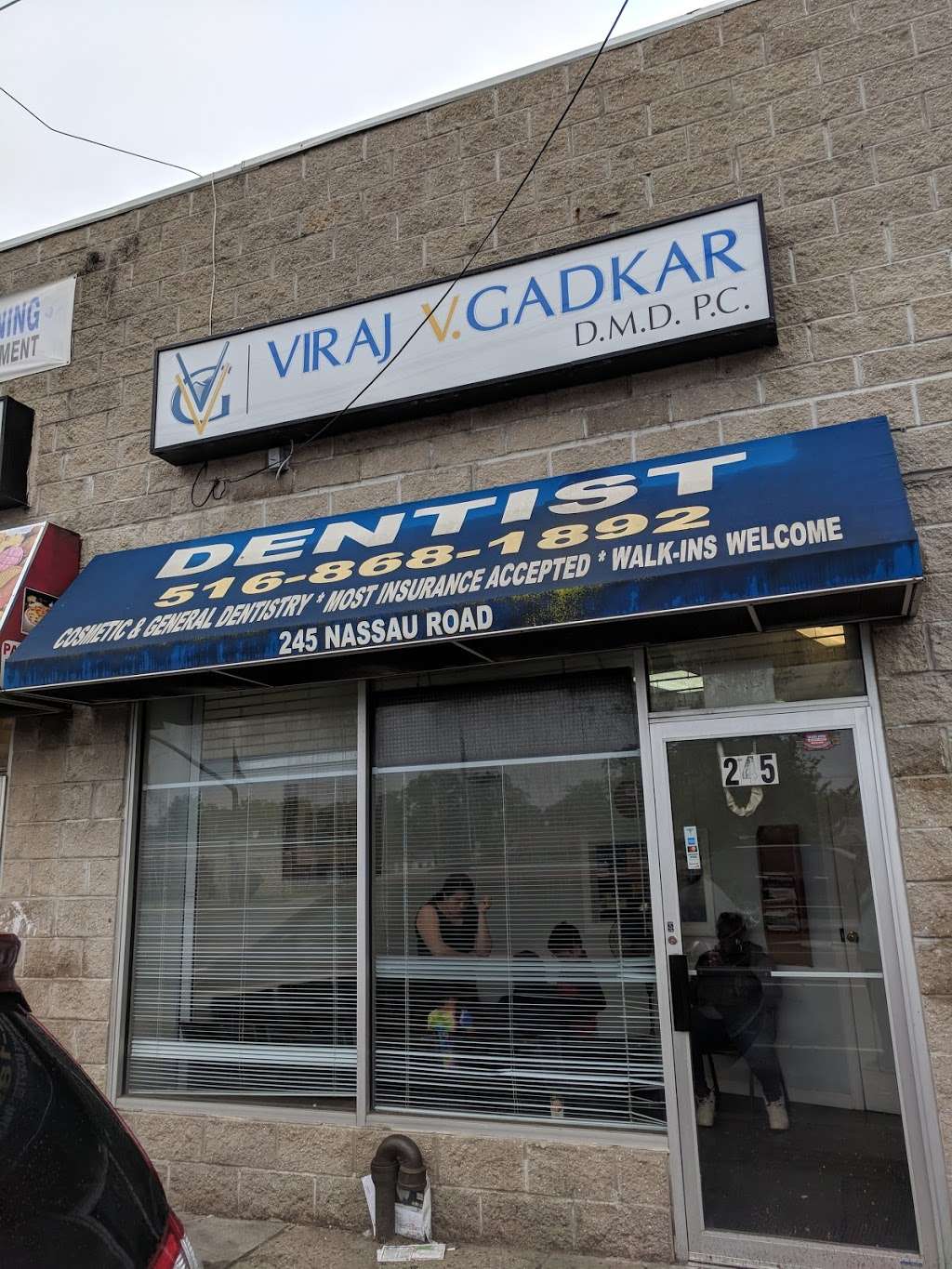 Dental Office 245 Nassau Rd Roosevelt Ny 11575 Usa