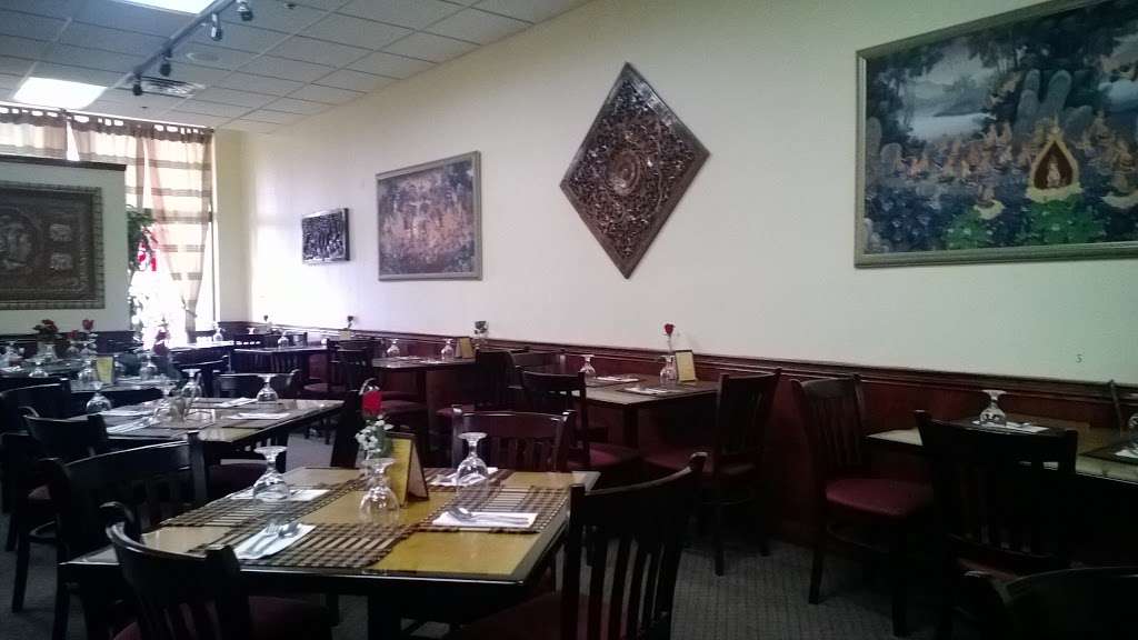 Thai Basil Restaurant | 1316 Centennial Ave, Piscataway Township, NJ 08854 | Phone: (732) 562-1889