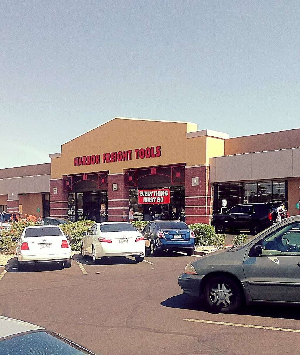 Harbor Freight Tools | 4925 W Bell Rd Suite C8, Glendale, AZ 85308, USA | Phone: (602) 843-3900