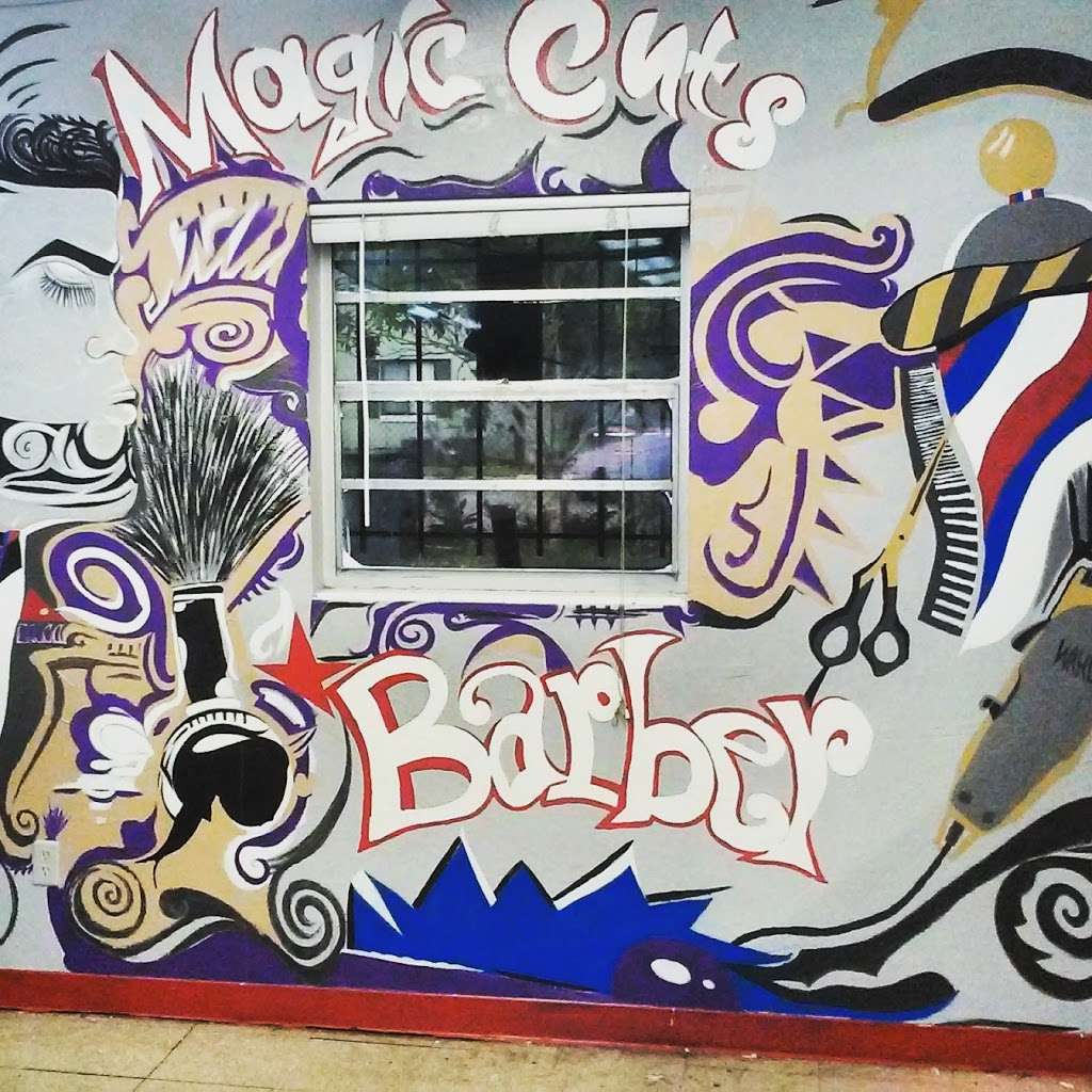 Magic cuts barber shop | 458 W Oak Ridge Rd, Orlando, FL 32809 | Phone: (321) 746-5392
