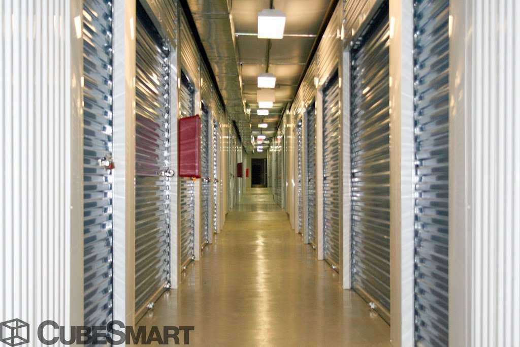 CubeSmart Self Storage | 8716 Jefferson Davis Hwy, Fredericksburg, VA 22407, USA | Phone: (540) 891-6500