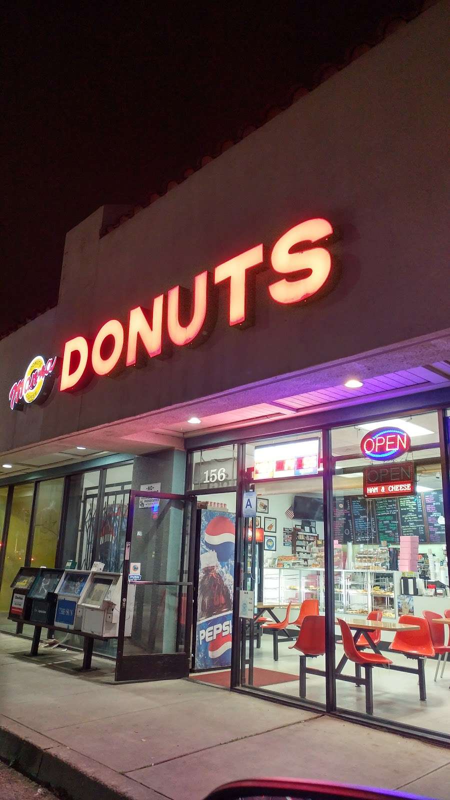 Manna Donuts | 156 W 40th St, San Bernardino, CA 92407, USA | Phone: (909) 886-1565
