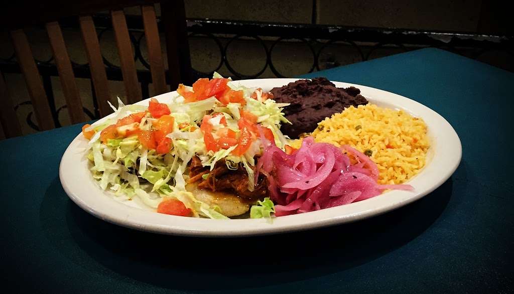 Merida Mexican Restaurant | 2509 Navigation Blvd, Houston, TX 77003, USA | Phone: (713) 227-0260