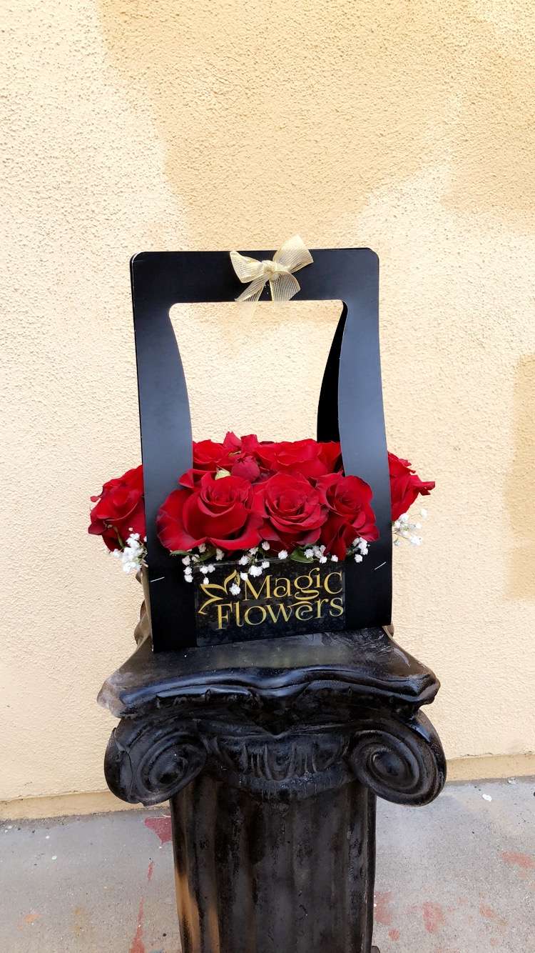 Magic Flowers LA | 12506 Vanowen St, North Hollywood, CA 91605, USA | Phone: (818) 821-3214