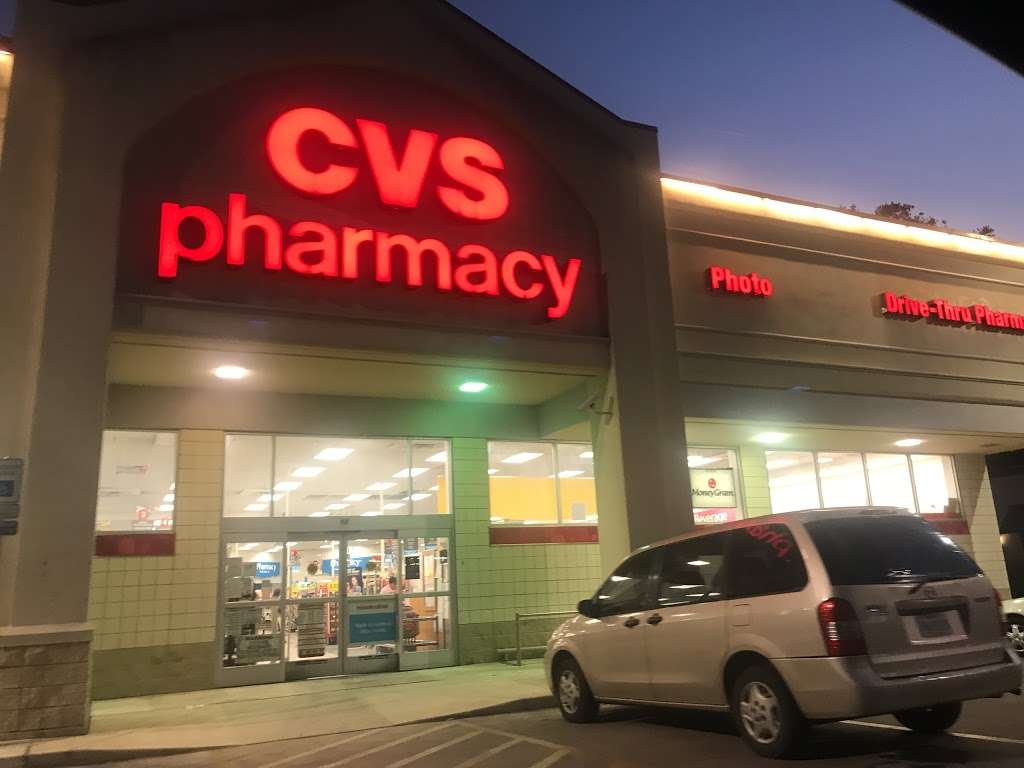 CVS | 6915 West Ave, Castle Hills, TX 78213, USA | Phone: (210) 341-1487