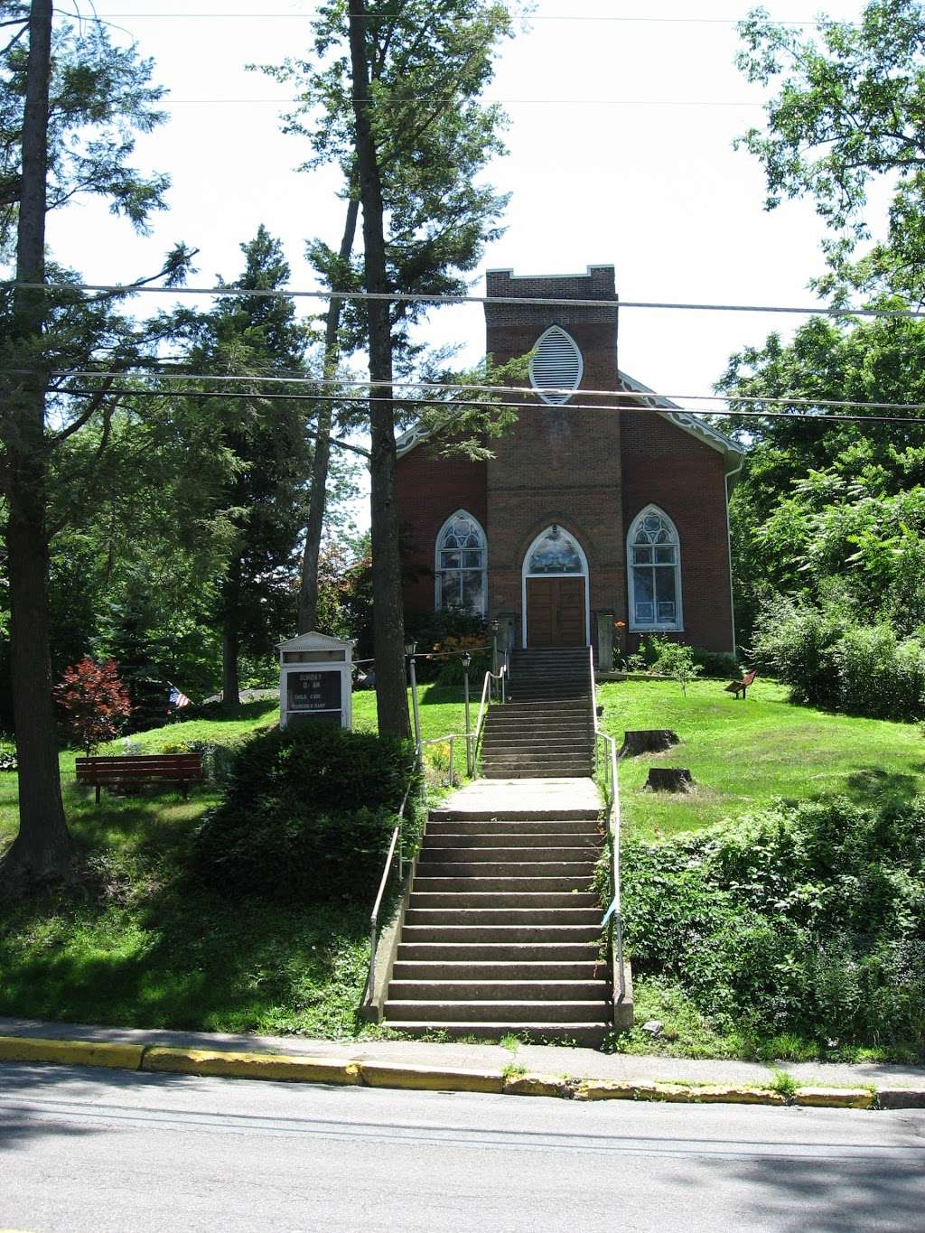 Church of the Mountain Hostel | 106 Church Ln, Delaware Water Gap, PA 18327, USA | Phone: (570) 992-3934