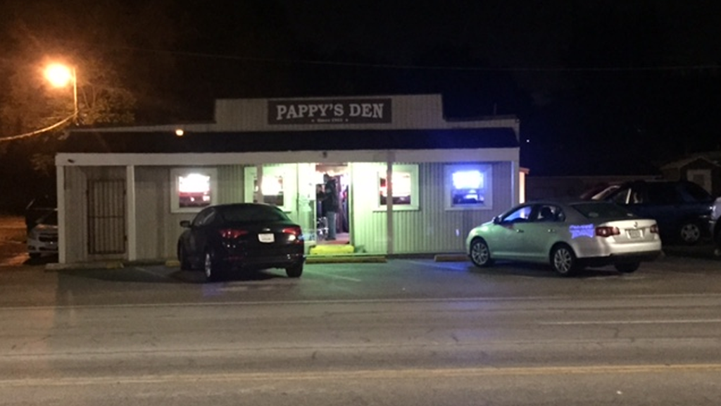 Pappys Den | 10805 E Truman Rd, Independence, MO 64052, USA | Phone: (816) 461-1994