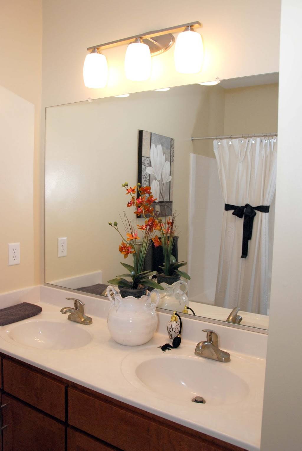 The Cascades Apartments | 2133 Amberbrooke Way, Virginia Beach, VA 23464, USA | Phone: (757) 255-6275