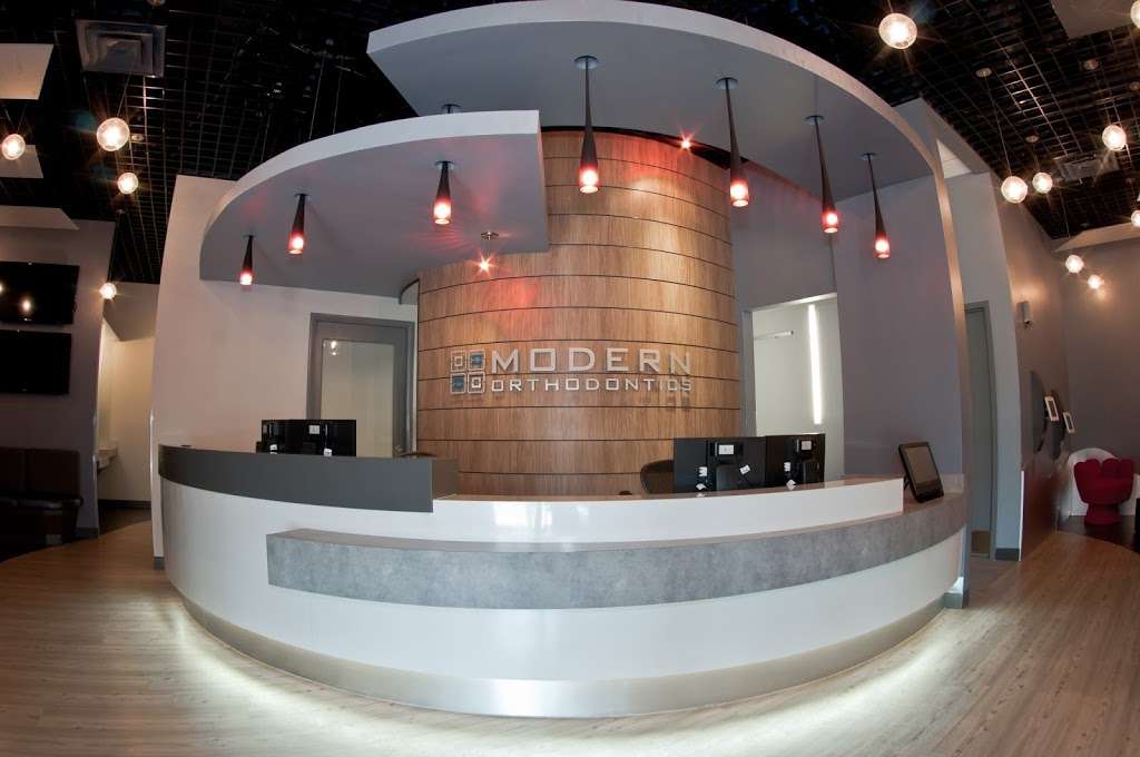 Modern Orthodontics | 65 Old Airport Rd b, Bushnell, FL 33513, USA | Phone: (352) 569-4900