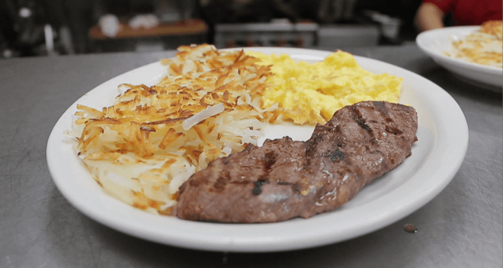 California Classic Cafe | 14196 Amargosa Rd a, Victorville, CA 92392, USA | Phone: (760) 241-3663