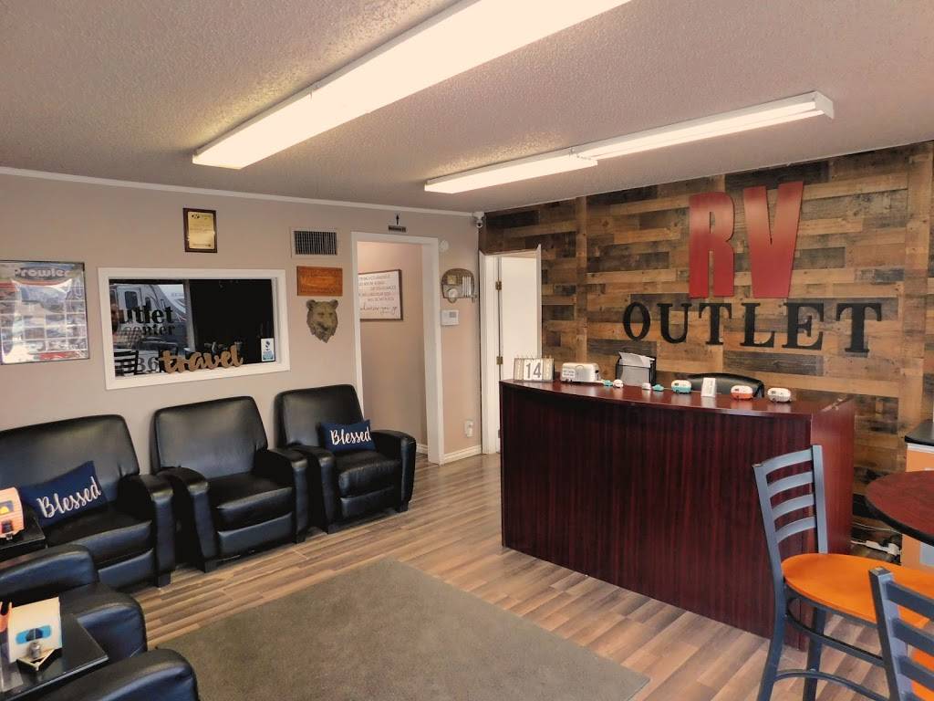 RV Outlet Center of Tulsa | 10607 E Admiral Pl, Tulsa, OK 74116, USA | Phone: (918) 407-9361