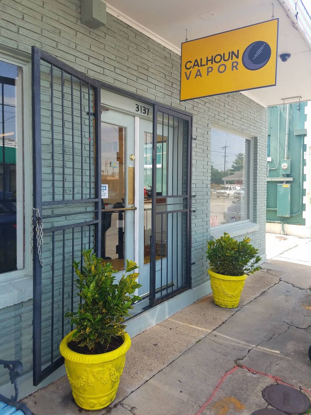 Calhoun Vapor | 3137 Calhoun St, New Orleans, LA 70125, USA | Phone: (504) 309-4717
