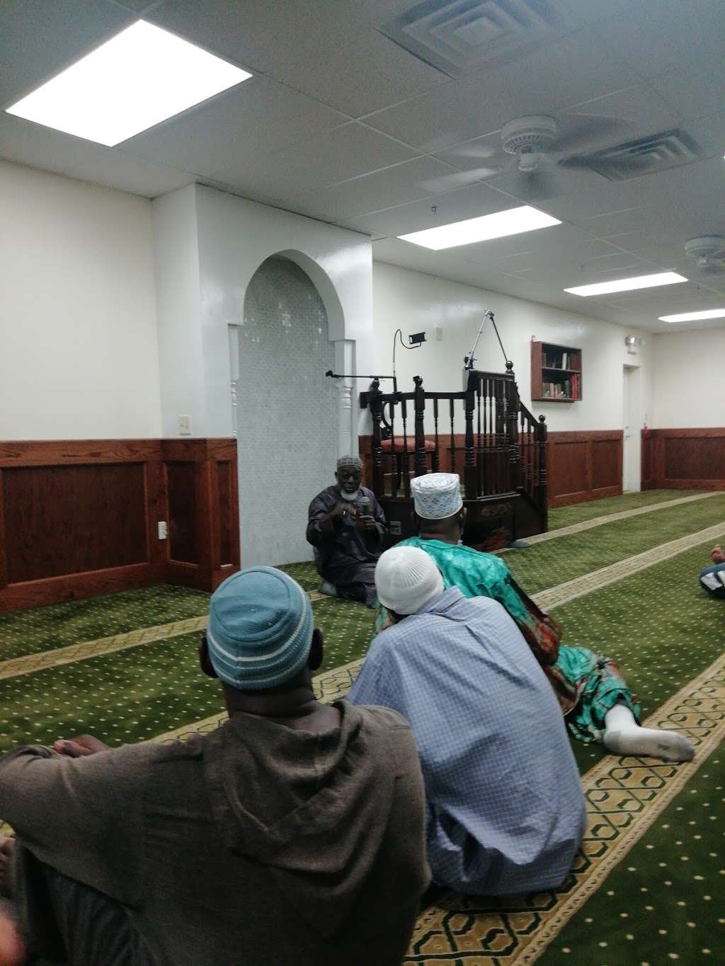 Masjid Al-Wasatiyah Wal-Itidaal | 5727 Hoffman Ave, Philadelphia, PA 19143, USA | Phone: (610) 551-0134