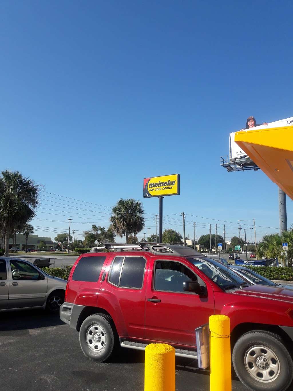 Meineke Car Care Center | 7625 University Blvd, Winter Park, FL 32792, USA | Phone: (407) 961-6904