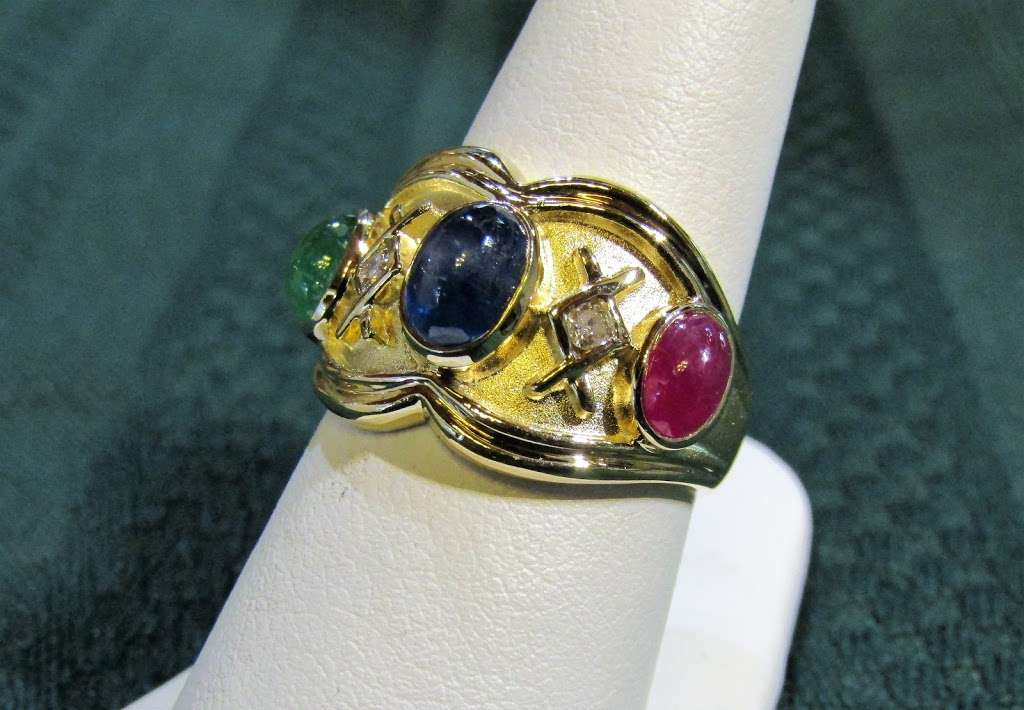 Jewel & Vine, Jewelers in the Bernardo Winery, We are closed, pl | 13330 Paseo Del Verano, San Diego, CA 92128, USA | Phone: (858) 926-9773