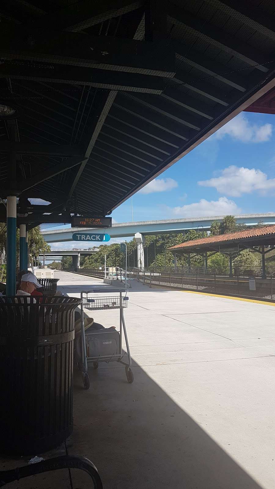 Ft. Lauderdale Tri-Rail Station | 200 SW 21st Terrace, Fort Lauderdale, FL 33312, USA | Phone: (305) 468-5900