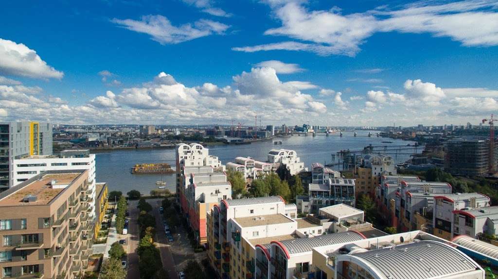 Everything Visual Ltd | South Quay Building, 189 Marsh Wall, Isle of Dogs, London E14 9SH, UK | Phone: 020 3874 4665
