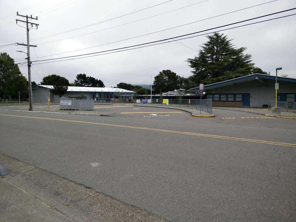 Mary E. Silveira Elementary School | 375 Blackstone Dr, San Rafael, CA 94903 | Phone: (415) 492-3741