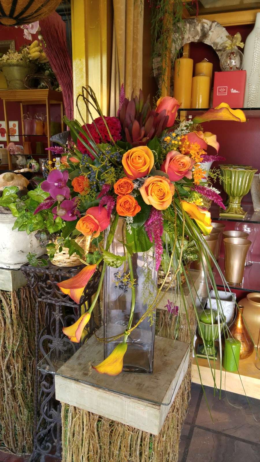 Flower Essence Flower & Gift Shop - Local Florist - Delivery | 2149 Bushkill Park Dr, Easton, PA 18040, USA | Phone: (610) 515-9970