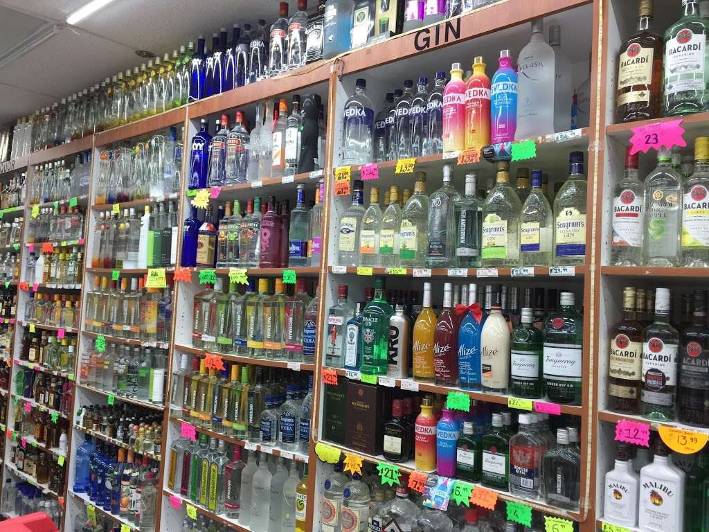 Davids Liquors | 7025 Annapolis Rd, Landover Hills, MD 20784 | Phone: (301) 577-8700