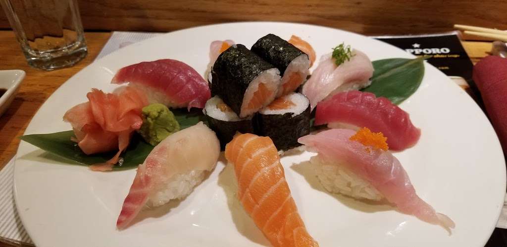 Akebono Fusion Sushi | 252 Broadway Greenlawn, Huntington, NY 11743, USA | Phone: (631) 262-8800