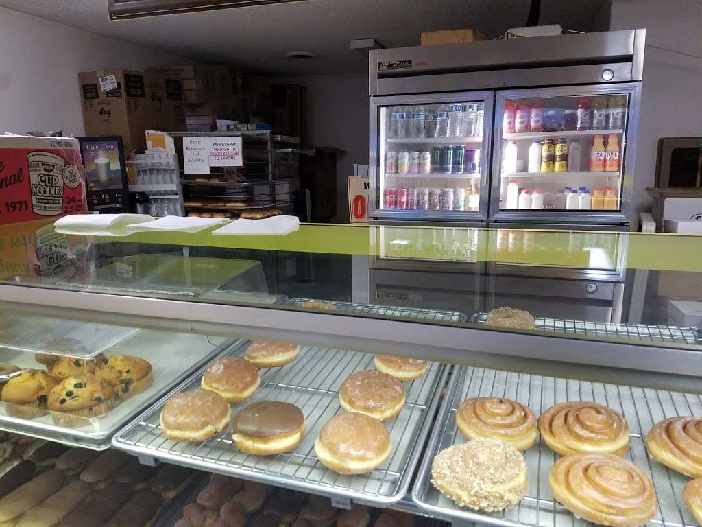 Bakers Dozen Donuts | 2620 Artesia Blvd, Redondo Beach, CA 90278, USA | Phone: (310) 379-0693