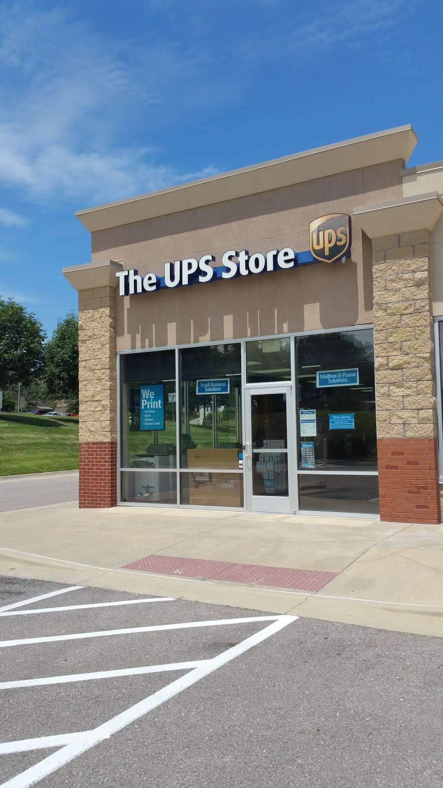 The UPS Store | 13851 W 63rd St, Shawnee, KS 66216 | Phone: (913) 962-7788