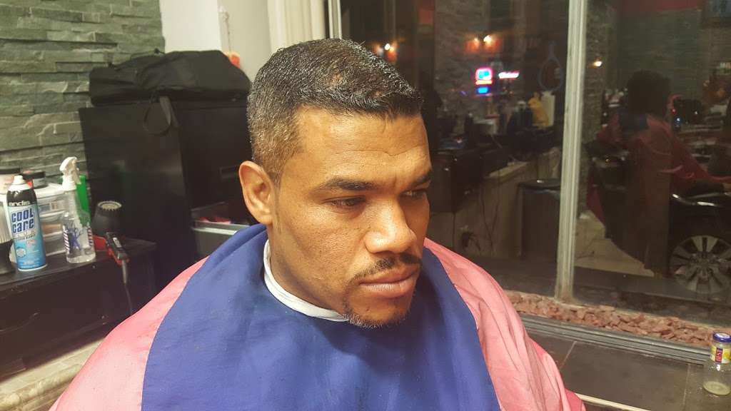 Diamond Cutz Barber Shop | 146 S Union St, Lawrence, MA 01843 | Phone: (978) 208-1436