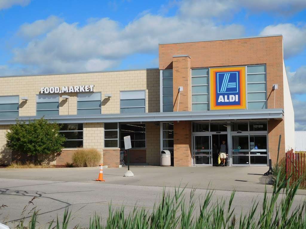 ALDI | 12120 W Burleigh St, Wauwatosa, WI 53222, USA | Phone: (855) 955-2534