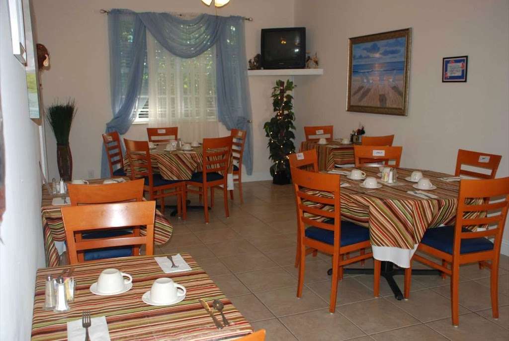 Anguilla Cay Senior Living | 1021 Ridge Rd, Lake Worth, FL 33462 | Phone: (561) 585-0109