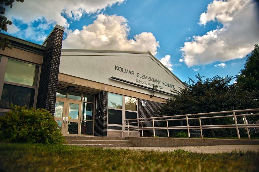 Kolmar Avenue Elementary School | 10425 Kolmar Ave, Oak Lawn, IL 60453, USA | Phone: (708) 422-1800