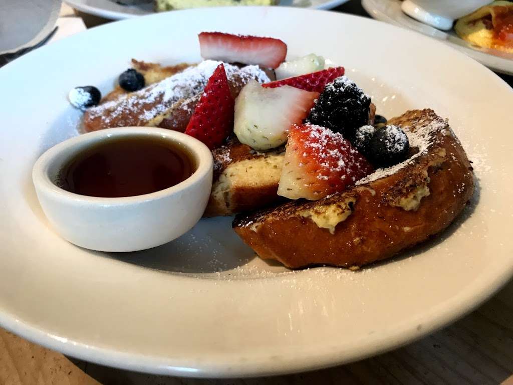 Le Pain Quotidien | 113 N Larchmont Blvd, Los Angeles, CA 90004, USA | Phone: (323) 461-7701